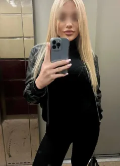  Юля, 27, 